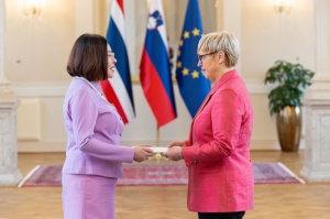 H.E. Mrs. Vilawan Mangklatanakul presented the Letters of Credence to  the President of the Republic of Slovenia